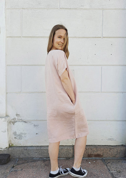 PELLAVAMEKKO, Muted Red, naisten